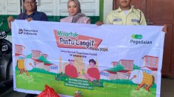 Pegadaian CP Krakatau Konsisten Salurkan Sedekah Jumat untuk Masyarakat Sekitar Masjid