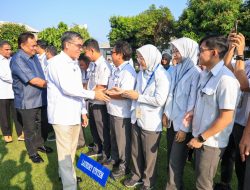 Menaker Ingatkan Ancaman AI: Pekerja Harus Inovatif atau Tertinggal