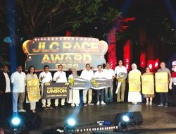 JNE Ganjar Pelaku UKM dengan Mobil dan Umrah di JLC Race Award 2025