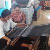 Dari Alat Tenun di Tarutung ke Pasar Mancanegara, Songket Tapanuli Utara Terus Menenun Harapan