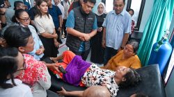 Temui Pasien Tumor Ganas di Nias Selatan, Bobby Nasution Perintahkan Evakuasi dan Operasi ke Medan