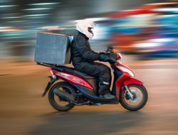 KPPU: Dominasi SPX Masih Menekan JNE dan J&T, Dampak Intervensi Capai Rp 1,48 Triliun
