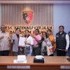 Mediasi Tiga Pekan Berakhir Damai, 134 Eks Pekerja PT Amos Terima Hak Rp12,7 Miliar