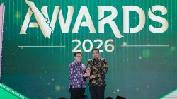 Percepat Layanan dan Pembangunan Daerah, Bobby Nasution Raih Penghargaan