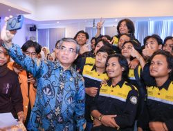 Menaker Dorong Sinergi Kampus dan Industri untuk Tekan Mismatch Lulusan