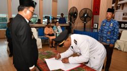 Erwin CS. Sidabutar Jadi Camat Simanindo, Wabup Samosir Tekankan Pelayanan Cepat dan Responsif
