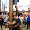 Panjat Pinang Jadi Magnet Warga, Rico Waas Ikut Larut dalam Semarak Kemerdekaan di Medan Kota