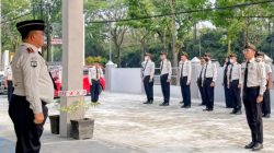 Bapas Kelas I Palangka Raya Melaksanakan Penyematan Tanda Kenaikan Pangkat dan Penghargaan Pegawai Teladan