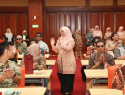 Kemnaker Dorong Kemandirian Penyandang Disabilitas Lewat Keterampilan Membuat Jus Sehat