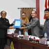 Wabup Samosir Sampaikan Nota Pengantar P-APBD 2026 dan Penyertaan Modal Bank Sumut