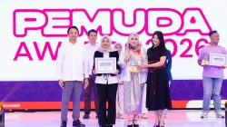 Tiga Mahasiswi UPER Raih Juara 1 Kompetisi Humas Nasional Lewat Strategi Komunikasi Krisis